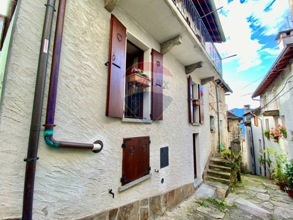 casa indipendente in vendita a Valle Cannobina