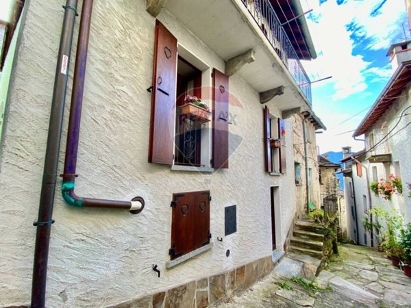 casa indipendente in vendita a Valle Cannobina