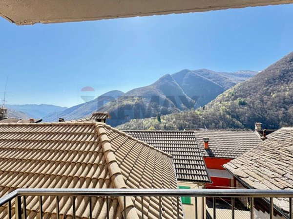 casa indipendente in vendita a Valle Cannobina in zona Falmenta