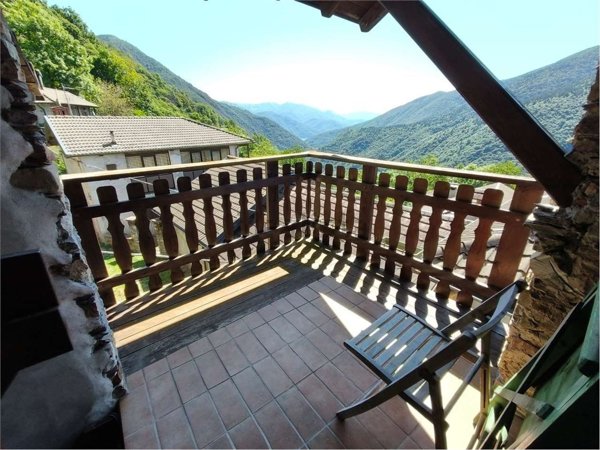 casa indipendente in vendita a Valle Cannobina in zona Falmenta