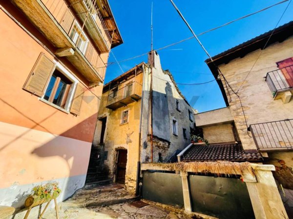 casa indipendente in vendita a Valle Cannobina