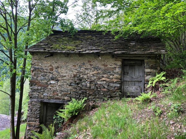 casale in vendita a Valle Cannobina in zona Falmenta