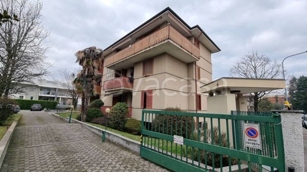 appartamento in vendita ad Agrate Brianza