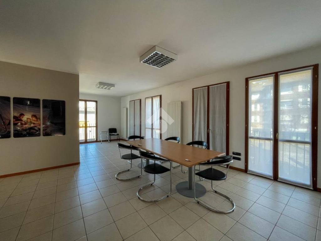 appartamento in vendita ad Agrate Brianza