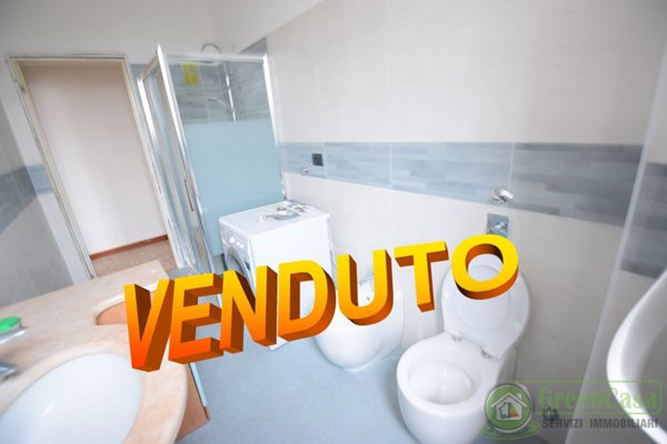 appartamento in vendita ad Agrate Brianza in zona Omate
