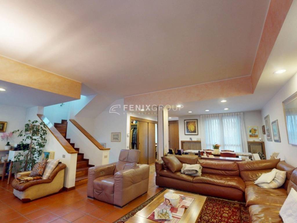 casa indipendente in vendita ad Agrate Brianza