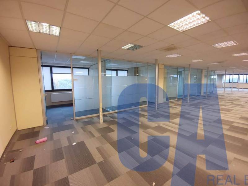 ufficio in vendita ad Agrate Brianza