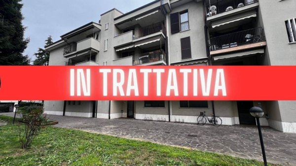 appartamento in vendita ad Agrate Brianza in zona Omate