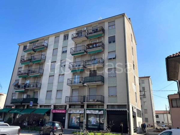 appartamento in vendita ad Agrate Brianza