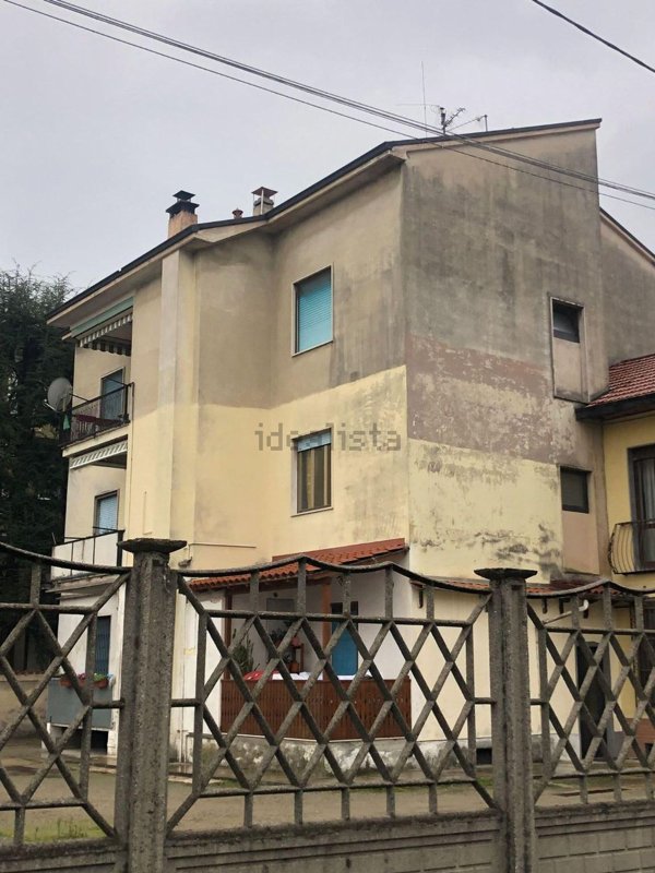 appartamento in vendita ad Agrate Brianza