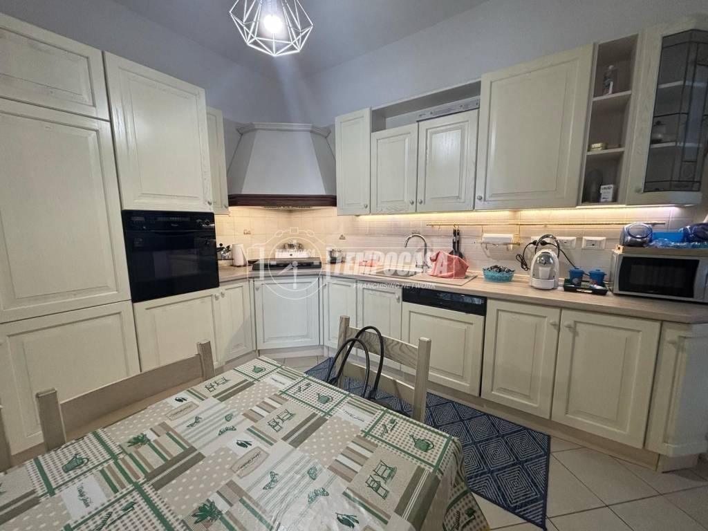 appartamento in vendita ad Agrate Brianza