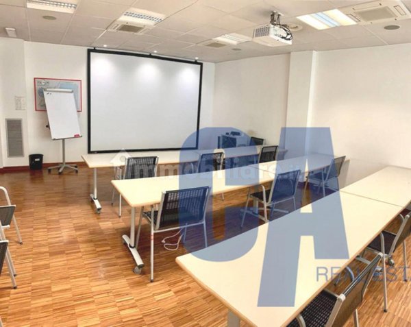 ufficio in vendita ad Agrate Brianza