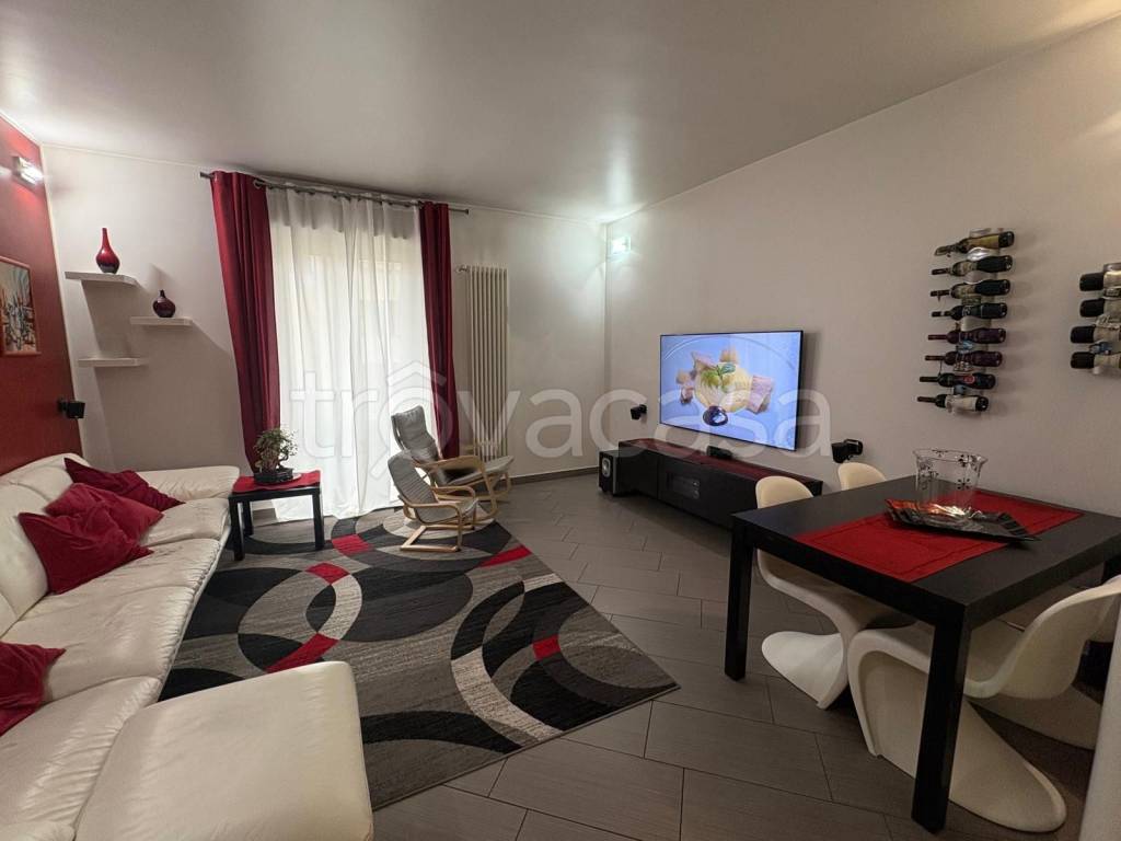 appartamento in vendita ad Agrate Brianza in zona Omate