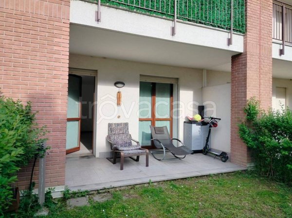 appartamento in vendita ad Agrate Brianza in zona Omate