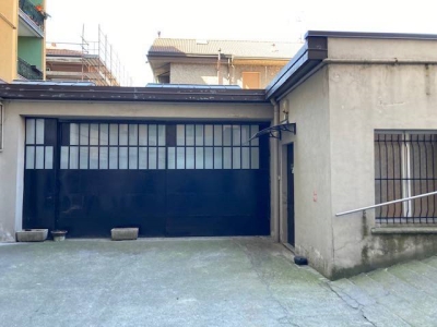 locale di sgombero in vendita ad Agrate Brianza