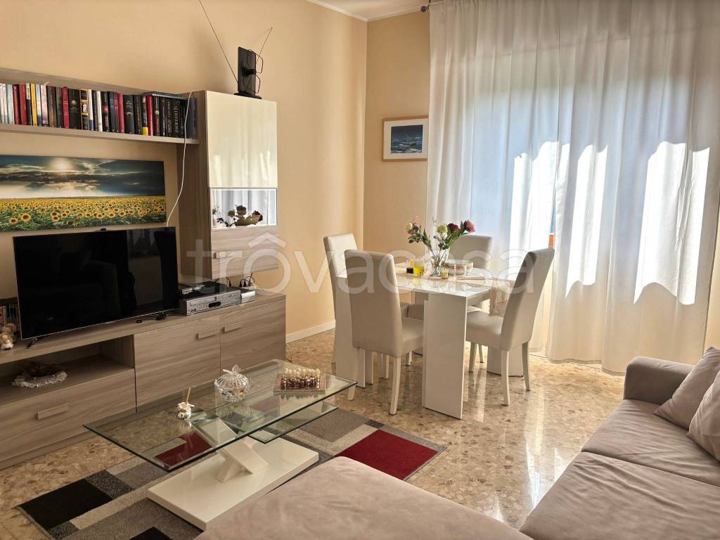 appartamento in vendita ad Agrate Brianza