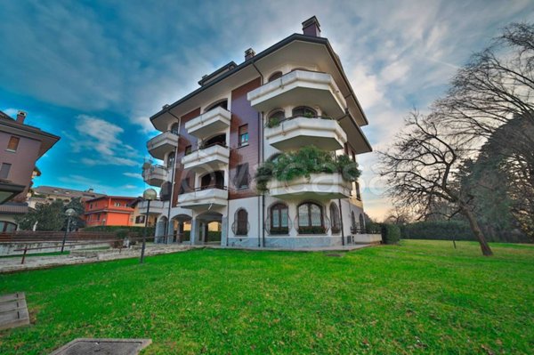appartamento in vendita ad Agrate Brianza