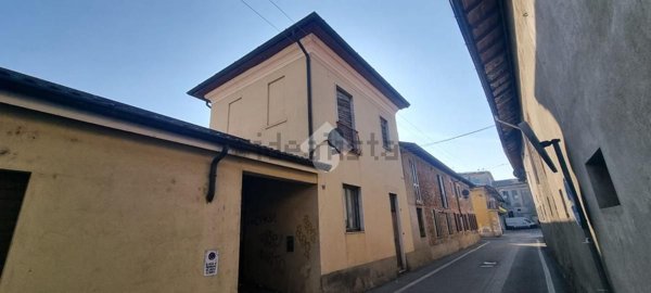 appartamento in vendita ad Agrate Brianza