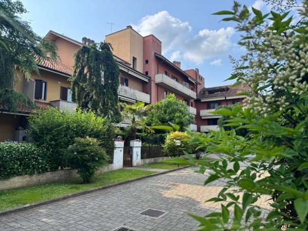 appartamento in vendita ad Agrate Brianza