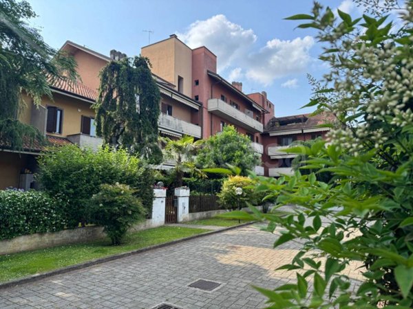appartamento in vendita ad Agrate Brianza