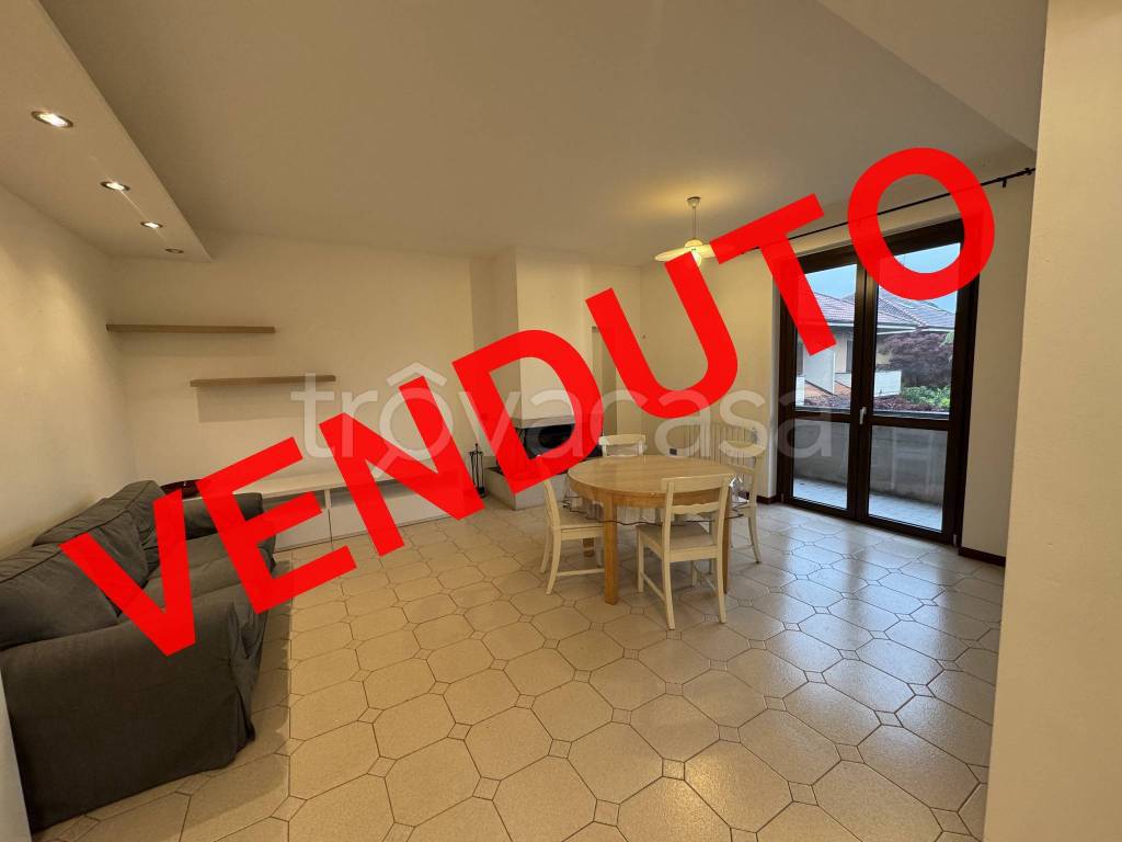 appartamento in vendita ad Agrate Brianza