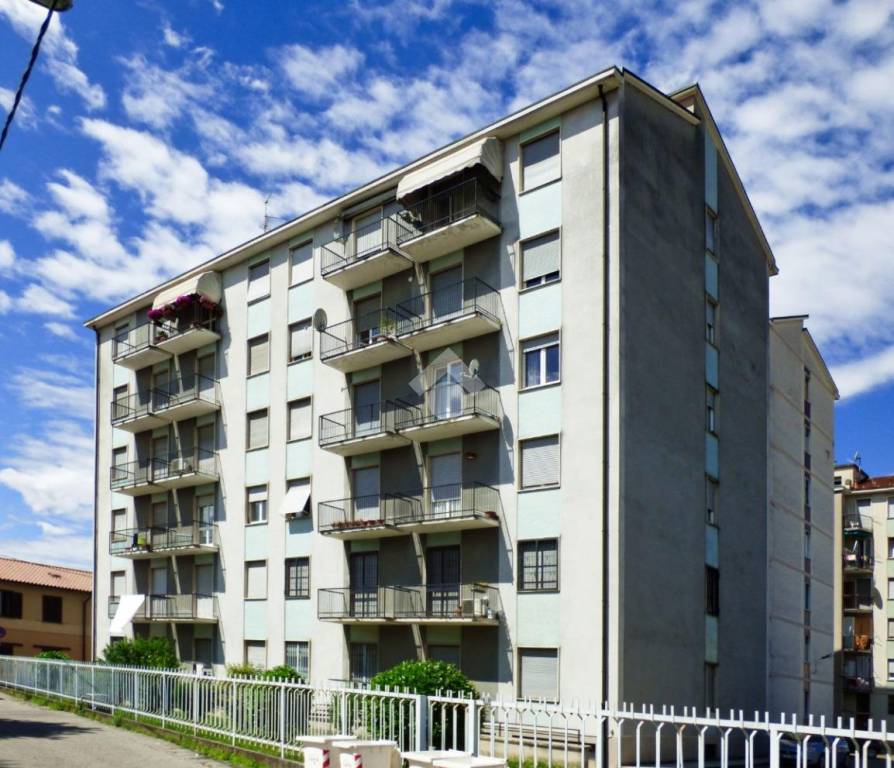 appartamento in vendita ad Agrate Brianza