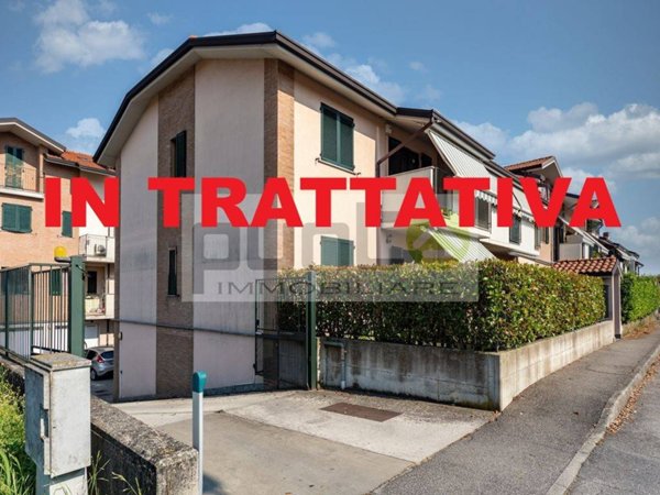 appartamento in vendita ad Agrate Brianza in zona Omate