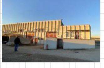 locale commerciale in vendita ad Agrate Brianza