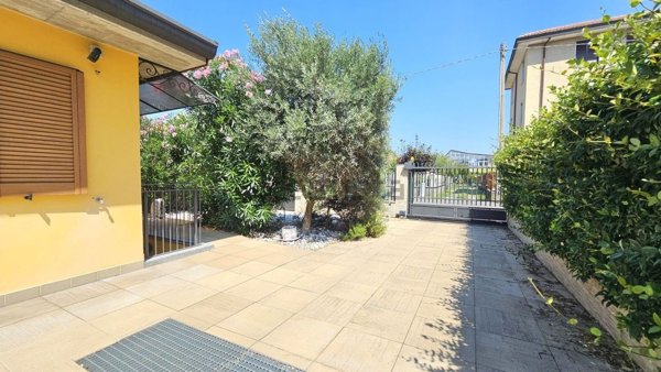 appartamento in vendita ad Agrate Brianza