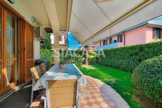 casa indipendente in vendita ad Agrate Brianza