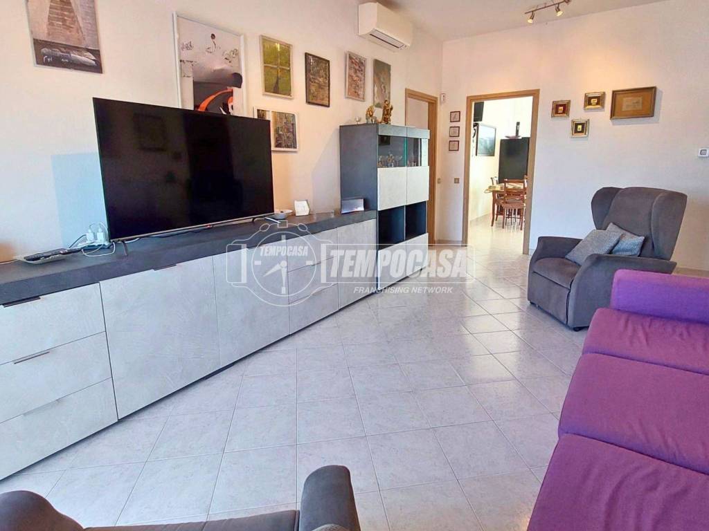 appartamento in vendita ad Agrate Brianza