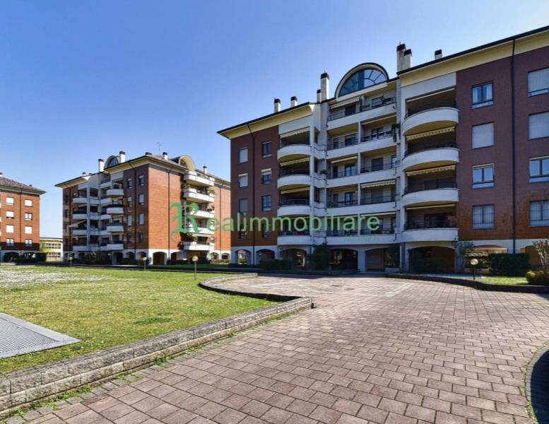 appartamento in vendita ad Agrate Brianza