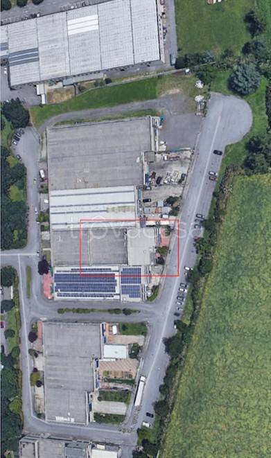 locale commerciale in vendita ad Agrate Brianza