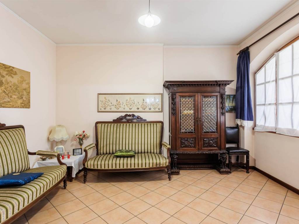 casa indipendente in vendita ad Agrate Brianza