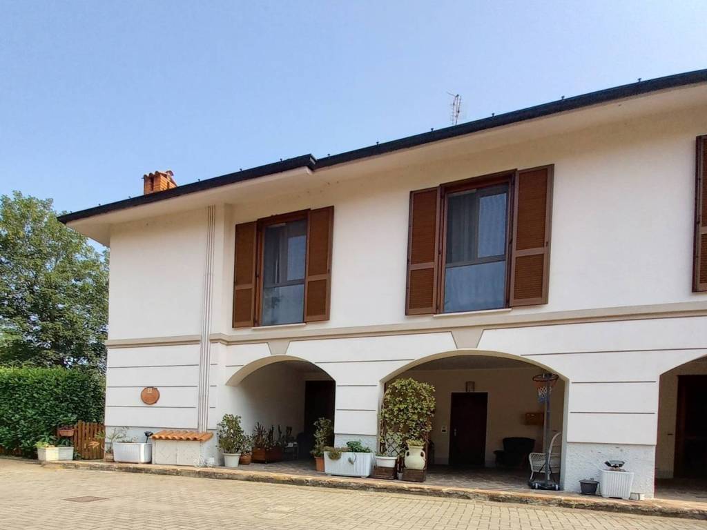 appartamento in vendita ad Agrate Brianza