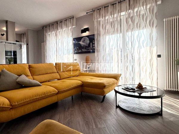 appartamento in vendita ad Agrate Brianza