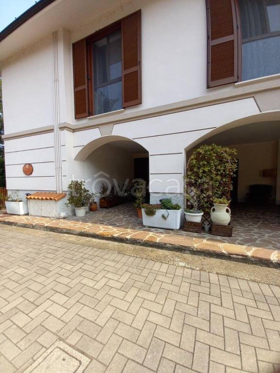 appartamento in vendita ad Agrate Brianza