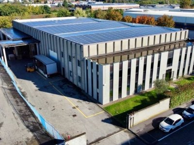 capannone in vendita ad Agrate Brianza