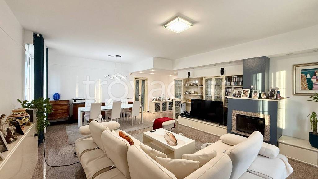 appartamento in vendita ad Agrate Brianza