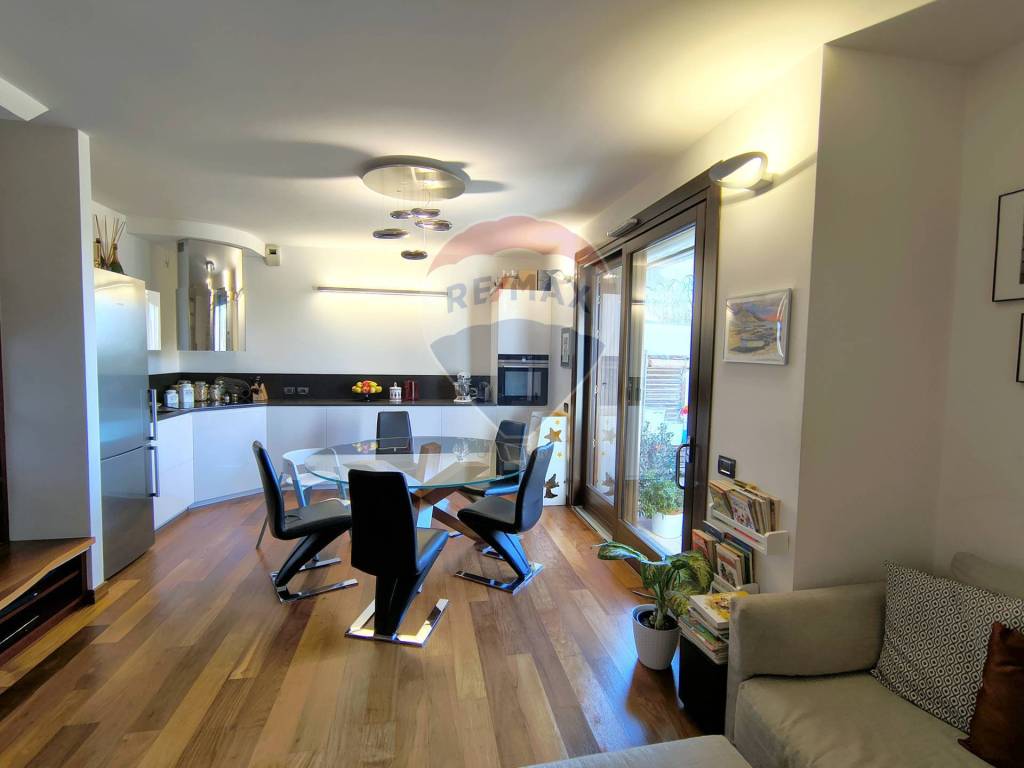 appartamento in vendita ad Agrate Brianza