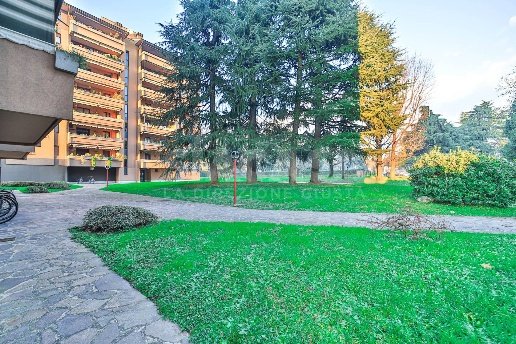 appartamento in vendita ad Agrate Brianza