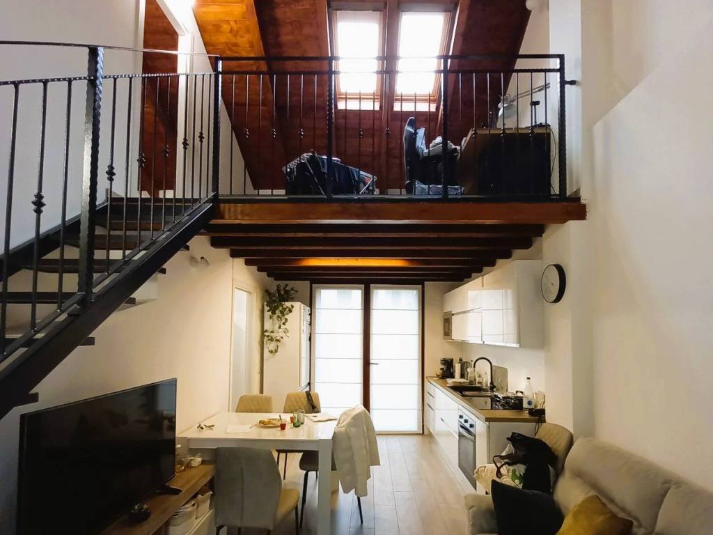 appartamento in vendita ad Agrate Brianza