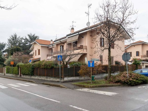 appartamento in vendita ad Agrate Brianza