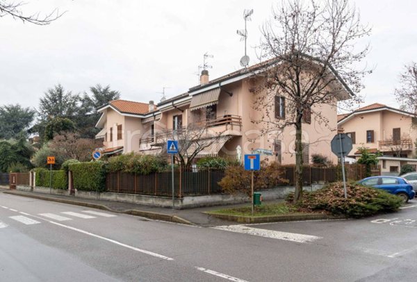 appartamento in vendita ad Agrate Brianza