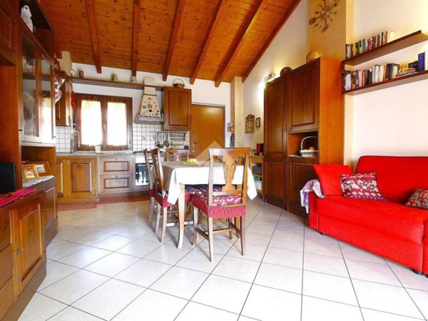 casa indipendente in vendita ad Agrate Brianza