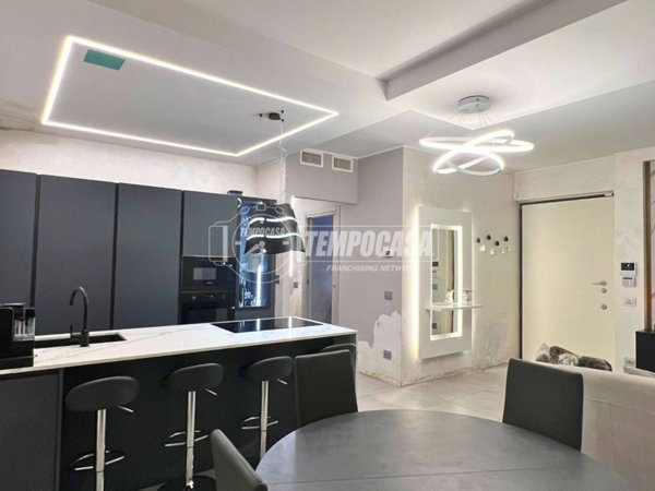 appartamento in vendita ad Agrate Brianza