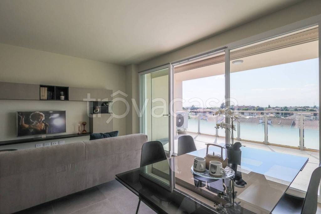 appartamento in vendita ad Agrate Brianza