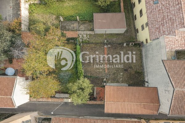 casale in vendita ad Agrate Brianza