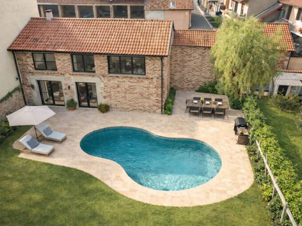 casa indipendente in vendita ad Agrate Brianza