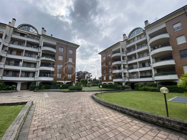 appartamento in vendita ad Agrate Brianza